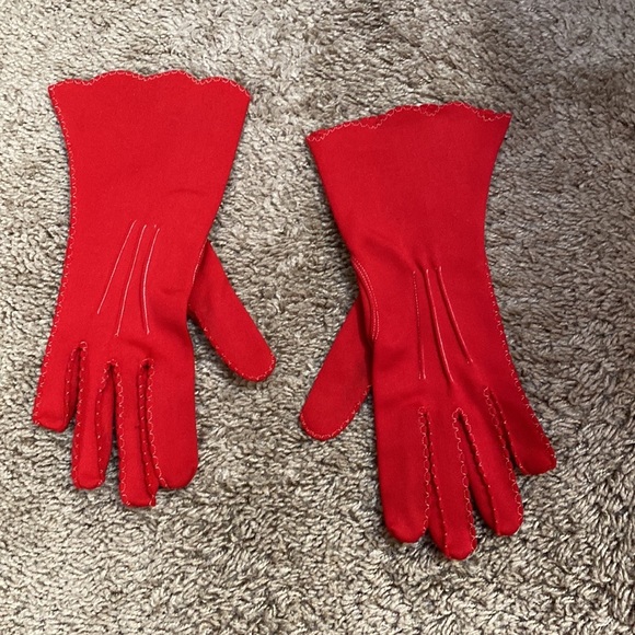 VTG 50’s Holiday Red Cotton Gloves White Stitching Size 7 - Picture 3 of 11